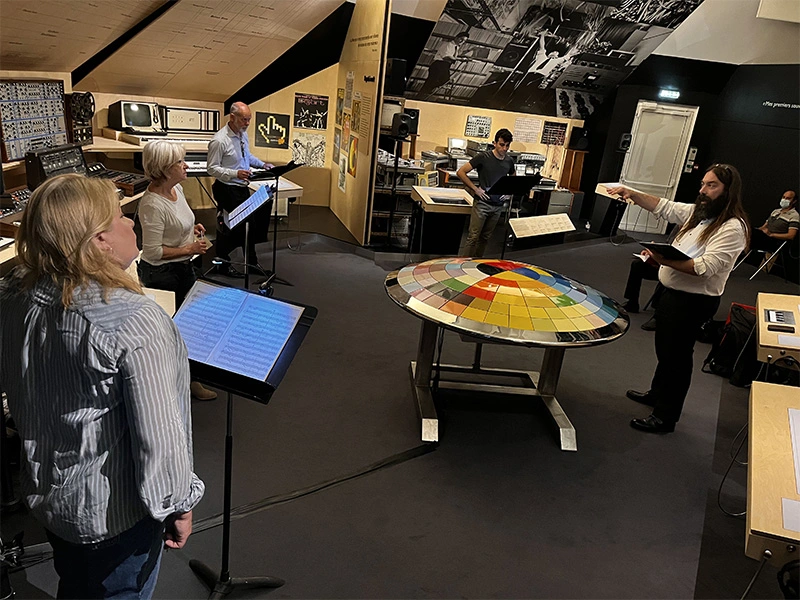 Oiseaux du monde, oiseaux imaginaires, oiseaux électroniques